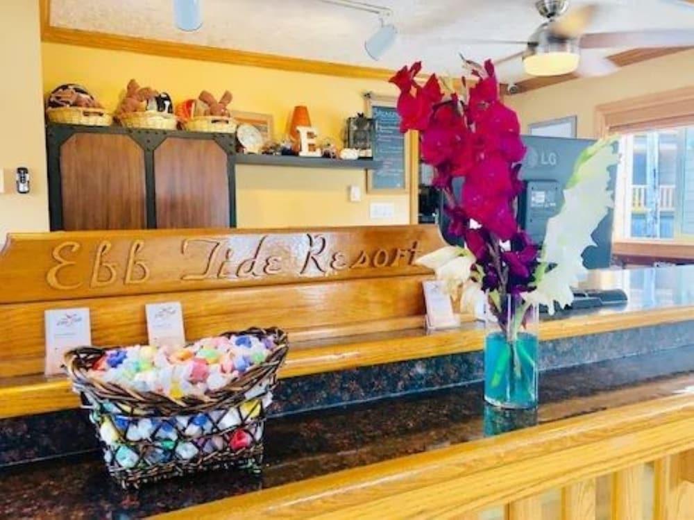 Ebb Tide Oceanfront Inn Seaside Bagian luar foto