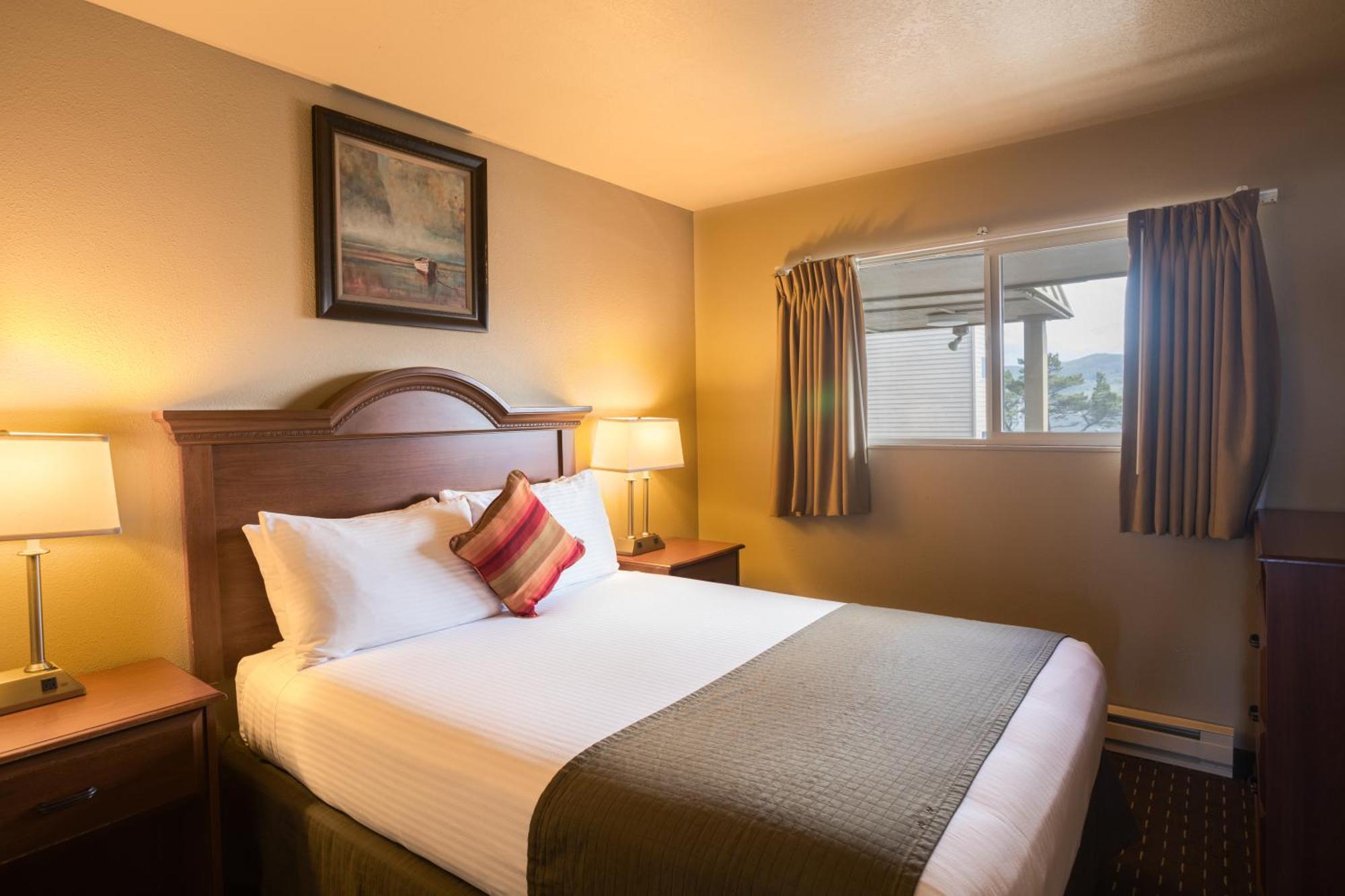 Ebb Tide Oceanfront Inn Seaside Bagian luar foto